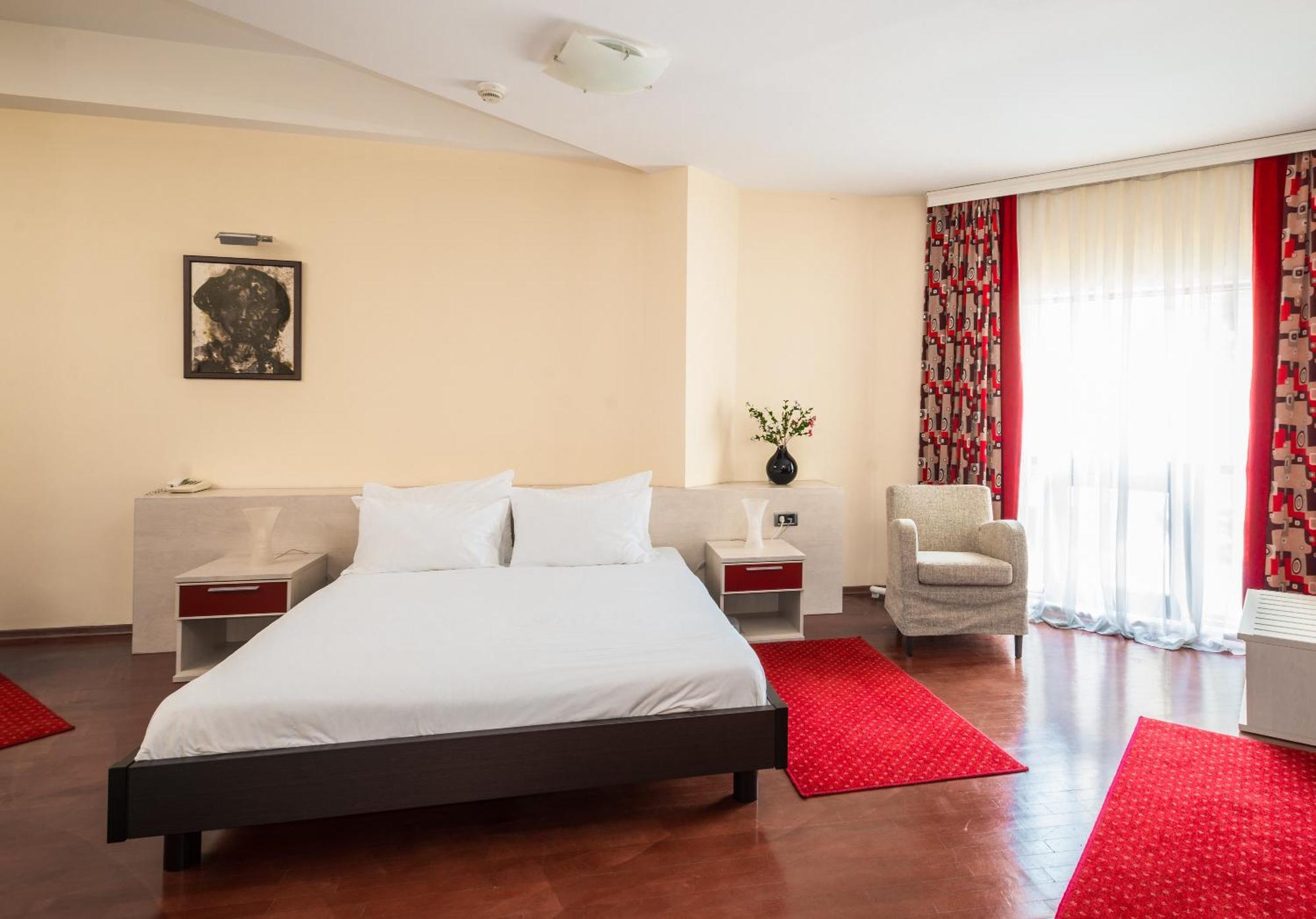 Pelister Skopje Bed & Breakfast Стая снимка
